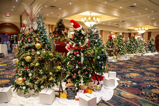 Festival of Trees fundraiser to raffle off 130-plus decorated Christmas trees, wreaths and garlands