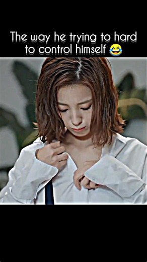 The way he trying to hard to control himself | My girlfriend is an alien romantic scene #shorts #fyp