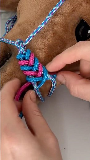 Hobby Horse tack: DIY braided noseband tutorial 🌈🐴 #hobbyhorsetack upgrade! #diy #craft #equestrian