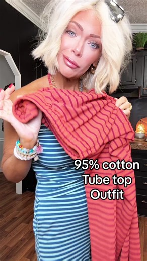 This striped tube top is sooo comfortable and excellent quality. | tube top