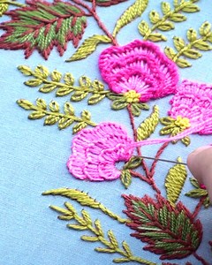 ☘️🌺 Organize Your Supplies: Keep your threads, needles, scissors, and other tools organized to make your stitching time smoother and more enjoyable. Practice Regularly: Consistency is developed through practice. Dedicate regular time to stitching, even if it's just 15 minutes a day. . . #handembroidered #handembroidery #embroideryart #embroiderydesign #modernembroidery #embroideryhoop #dmcthreads #handembroidered #embroideryartist #handwork #handworks #chikankari #handworksuits #handworkdesign 