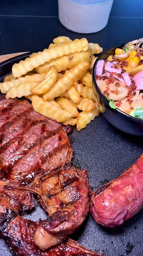 Reinaldo Bravo | Nuevo restaurante gourmet desde 5$ en el sur de Valencia ✨👌🏻 Lo conocías? @sensacionrest Se ubican en la Isabelica, al lado de la unefa... | Instagram