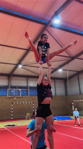 Trio acro balance mix💫