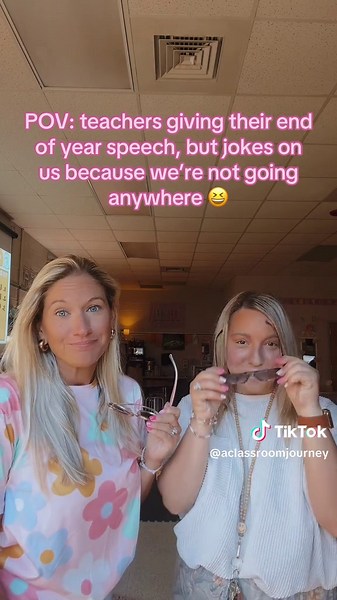 Teachers giving their end of year speech 🎤😎😆 #teachertok #teachertiktok #summerbreak #teacherlife #endofyear
