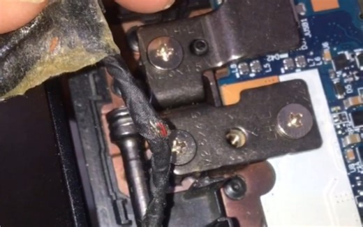 联想ThinkPad E595维修，由于屏线破损导致黑屏，死机，烧坏7处，完美修复