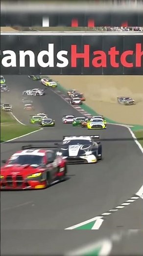 Brands Hatch with the insane Turn 1