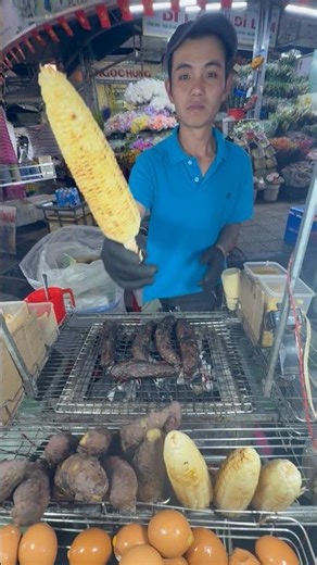 🇻🇳 쌀쌀한 달랏에서 베트남식 숯불 옥수수🌽 Vietnamese Street Corn Grilled Over Charcoal🔥 Bắp Nướng Than Kiểu Việt Nam👍