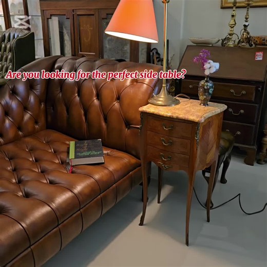 A curated collection of antique side tables🪄🪵 #VintageHome #British_Antiques #sidetable #antiquefurniture #BritishAntiques