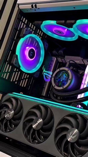 3K views · 47 reactions | Infinity Mirror + RGB = endless ways to show your personality. IG: 21_com_computer #ZOTACGAMING #ZOTAC #GEFORCE #RTX #PcBuild #GamingPC #PcSetup #Tech #PcHardware #teamgreen #PcGaming | ZOTAC | Facebook