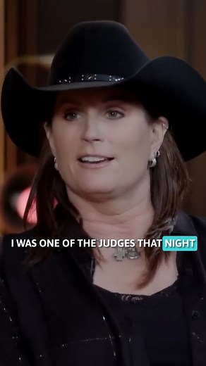 Clint Black chats with country star Terri Clark on "Talking in Circles"! Hear about her journey, from early challenges to Nashville's iconic venues. Terri also discusses songwriting, her independent career, and an unreleased collaboration with Reba, Martina, and Sara Evans. Plus, don't miss her Reba impression and a funny Patsy Cline album cover story. Watch the full episode: youtube.com/@CircleCountry | Circle Country