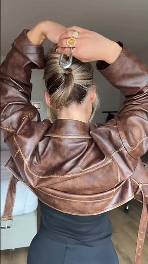 French pin tutorial in real time 🤎 #hairtutorial #frenchpin