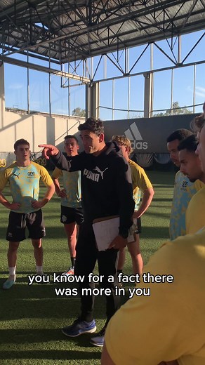 Chris Dry's Motivational Rugby Coaching: Embrace Challenges