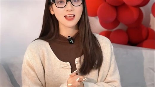 Rokid智能眼镜，解放双手的AI助手，工作巡检、远程协作高效便捷，语音操控精准响应，第一视角实时分享，提升效率新体验。