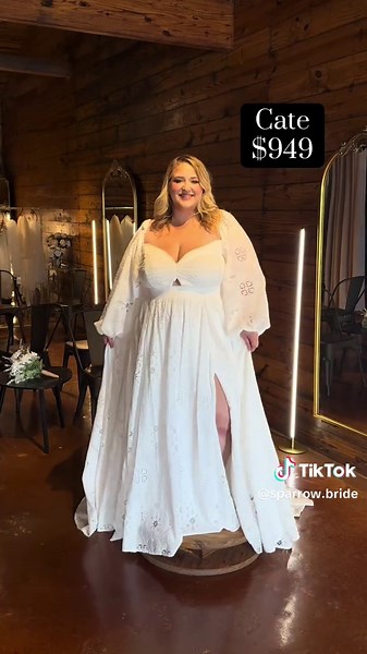 Modeled by @Kelsie Rae ✨ #curvybride #2026wedding #2026bride #texaswedding #plussizeweddingdress #plussizemodel #midsizeweddingdress