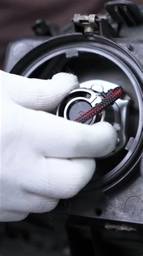 15s to teach you how to install H7 LED bulbs