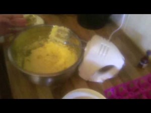 Making a Wilton Monkey Cake - Part 1