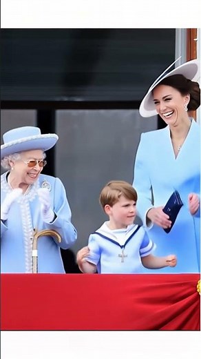 Louis dances playfully, family overjoyed 🌟 #queenelizabeth #princelouis #dance #catherine