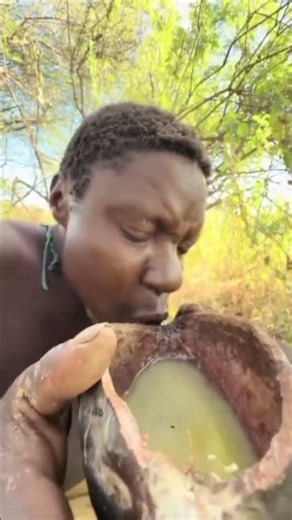 African Village Cooking & Traditional Food Experience | Two Friends Sharing a Meal#AfricanVillage#