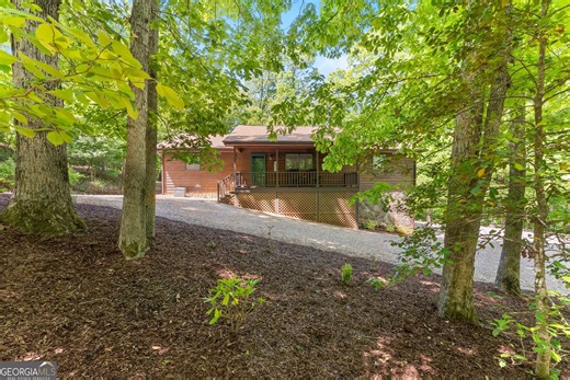 136 Twisting Ridge Trail, Demorest, GA 30535 - MLS 10760262 - Coldwell Banker