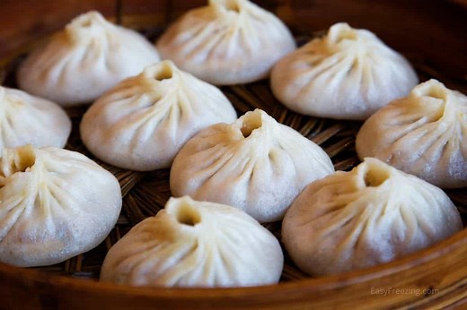 How to Freeze Dumplings The Right Way (Cooked & Uncooked) - Easy Freezing