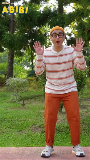 How to be Sandy Cheeks? 🐿️💨 #duriooplus #spongebobsquarepants #funfacts #abibi #blippi #run #fast