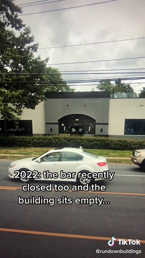 Exploring the Abandoned Chuck E Cheese in Commack, New York