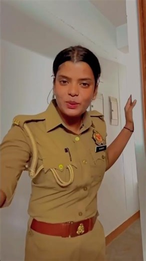 Salon funny video #salons #hairdresser #hairstyle #salonstyle #hair #salonlife #barber