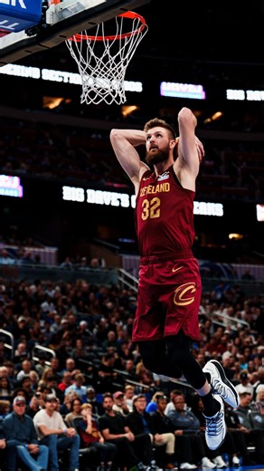 Coast-to-coast action from Deaner! #LetEmKnow | Cleveland Cavaliers