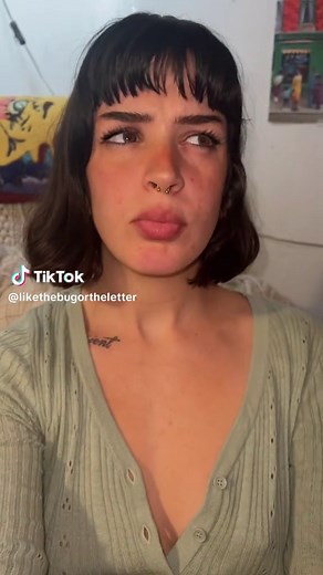 bee (@likethebugortheletter)’s videos with woody so sassy - darbyshaw