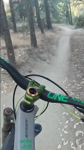 My FAVORITE Trail in Oregon: Lizard Trail in Ashland Has The BEST Mountain Bike Jumps EVER #mtb