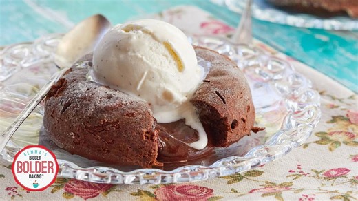 Chocolate Lava Cakes For Two: The Perfect Valentine’s Day Dessert