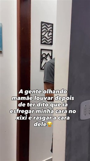 Não dá pra entender 😂😂 . . Sigam @xuxoquarteto4patas para mais 🐾. . . Acompanhe o dia dia dos xuxos cãoriocas e se divirta bastante com os memes , fofurices e dramas da família hot dog mas amada do Brasil 🤭. Temos um encontro marcado nos stories diariamente , MAMÃE DA MUITAS DICAS POR LÁ🔛 . . #daschund #memes #viral #humor #cachorrosengraçados | Xuxo fernandes dasch
