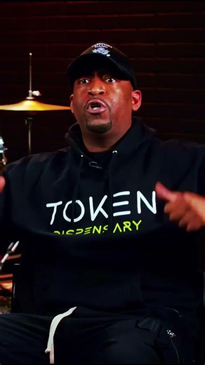 Ja Rule THROWS a Pillow? After Getting DISRESPECTED!