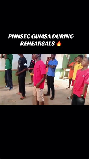 PIINSEC GUMSA seriously rehearsing for the big day invitation at HOFSEC SRC WEEK CELEBRATION 🎊🎉 🔥🔥🔥🔥😊👌 @Holy Family Senior High School are you ready?