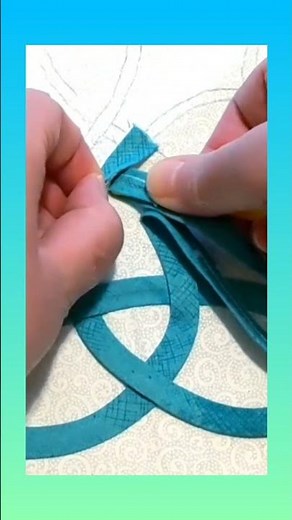 Making a Celtic Knotwork Quilt - True Lovers Knot #quilting #celticquilt #quiltingtutorial