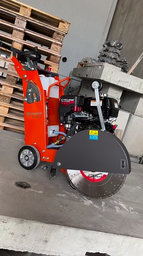 18K views · 29 reactions | Husqvarna’s FS400 LV is a convenient all-round petrol push floor saw for cutting concrete and asphalt PRICE DROP: $3000 (norm $3805) plus a FREE blade - Exclusive to Sydney Tools but only for a limited time. Go to sydneytools.com.au for the full specs. #welovetools #teamsydneytools #husqvarna #concrete | Sydney Tools | Facebook