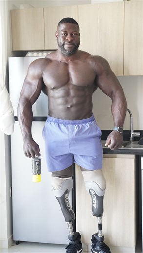 Edgard John-Augustin | Routine builds results. Wake up early. L-carnitine + electrolytes. 40-min cardio. Let’s go. | Instagram