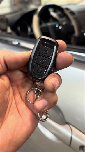 Mazda CX-9 2011 con remote starter CompuStar ya instalado 🚗🔥 mira cómo arranca desde lejos
