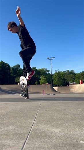 southbend roundrail #skateboarding #skate #skateboardvibes #skateboard #skater #powellperalta