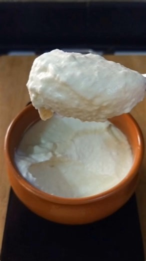 12 gms Protein for just 60 rs./ Homemade Greek yoghurt | How to make greek yoghurt at home | #shorts