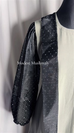 Pink version ta stock out black version chole asche 😬❤️ our facebook: Modest muslimah #fyp #eidoutfits #foryoupage #foryou @TikTok Bangladesh