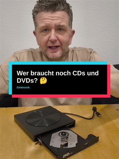 Wer braucht noch CDs und DVDs? 🤔 Externer CD/DVD-Player mit USB 3.0, Typ-C, SD-TF-Kartenleser und 4 USB-A/C-Anschlüssen. Kompatibel mit verschiedenen Betriebssystemen. #fyp #tiktokshop #CDPlayer #Elektronik #USB