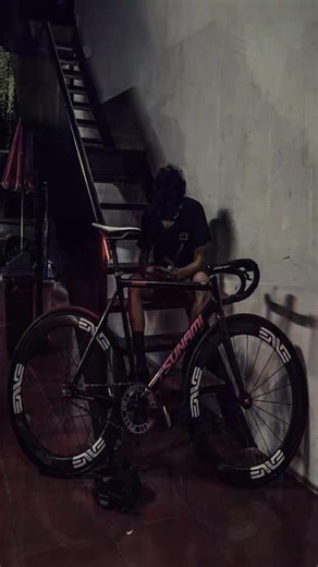 Majestic Fixed Gear Cycling in Singapore