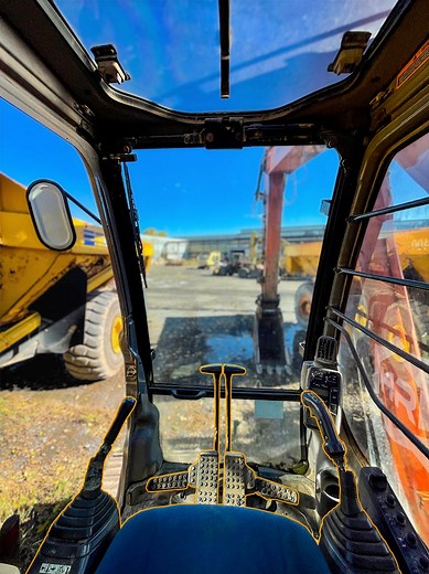 How Does an Excavator Arm Work | Basic Details, Images, and Animated Diagram