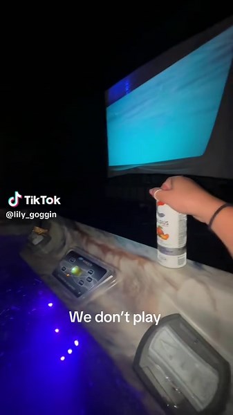 We’ve waited for this I swear @Kennadi @Vivi #hottub#thesummeriturnedpretty #celsius #teamconrad #fyp