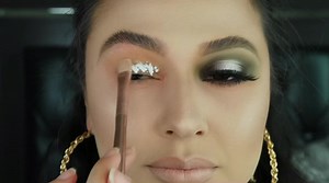 807 reactions · 69 shares | Hey how’s everyone doing !    come join me while I’ll do my makeup 珞 Follow me on Tiktok: onlyjazmine01 Snapchat: jazminef_garcia (most active) YouTube: https://youtu.be/bdGqHdc0Jz4 Shop my website: https://www.onlyjazminecosmetics.com/ Thanks for watching! | Only Jazmine | Facebook