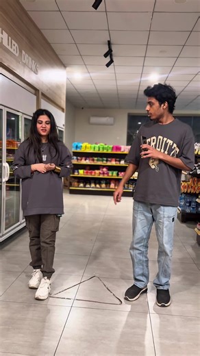 anything you’ll fit in this triangle, you keep it #triangle #challenge #fyp #sayfjaxon