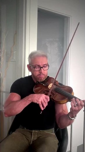 Lightning Fast Violin Solo Riffs - Russian Bow Hold - #violin #staccato #improvisation