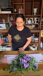 14K views · 462 reactions | Y ahora, un poco de diversión en el taller  | Magnolia Flower Lab | Facebook