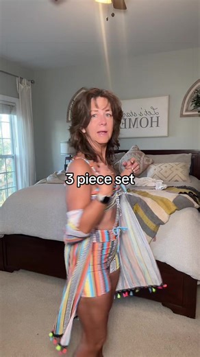 This vertical stripe bikini set is actually so flattering on a 5’4 frame 👀 If you’ve been looking for a petite-friendly beach outfit that just works, this is the one before it sells out. #Eomenie #swimsuit #swimwearfinds #vacationoutfits #tiktokshopcreatorpicks